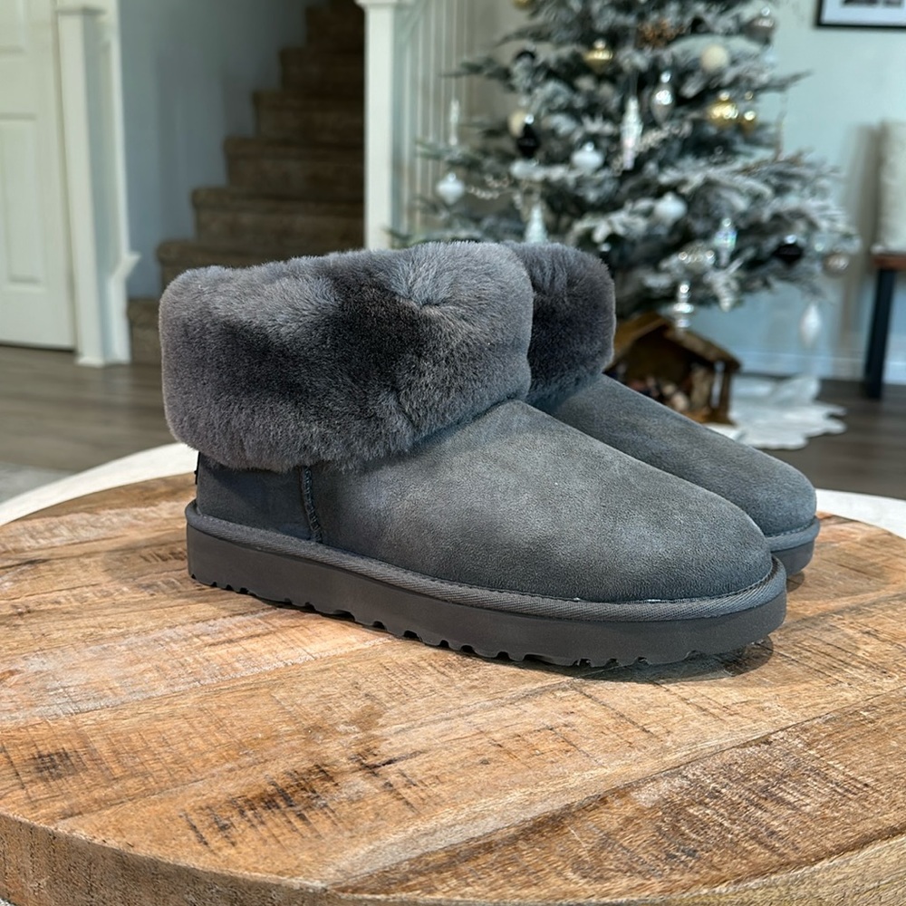 Ugg Classic Mimi Fluff Grey Size 7